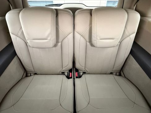 Used 2016 Mercedes-Benz GL 450 4MATIC image 42