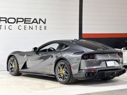 Used 2020 Ferrari 812 Superfast image 34