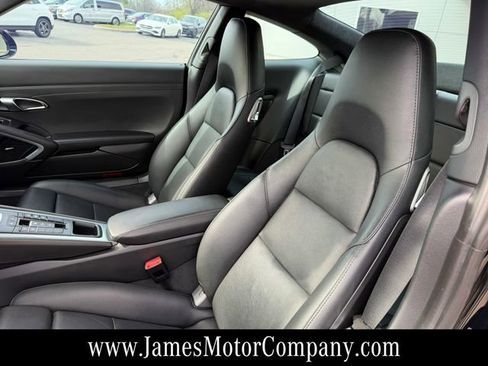 Used 2017 Porsche 911 Carrera S image 31