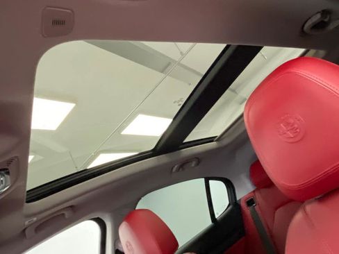 Used 2019 Alfa Romeo Stelvio Ti image 21