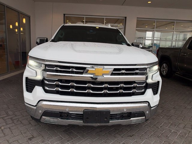 Used 2025 Chevrolet Silverado 1500 LTZ w/ LTZ Premium Texas Edition RWD image 3