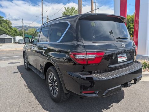 Used 2023 Nissan Armada SL w/ Midnight Edition Package AWD/4WD image 6