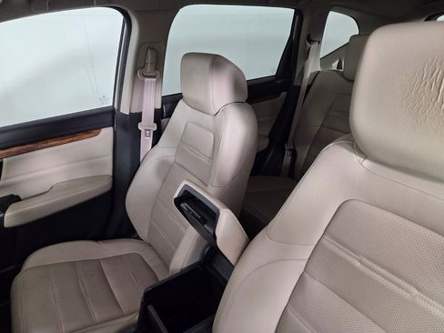 Used 2018 Honda CR-V Touring image 22