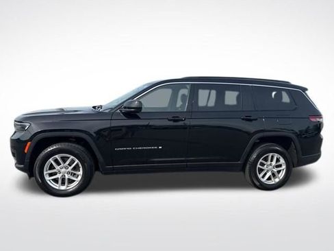 Used 2024 Jeep Grand Cherokee L Laredo w/ Luxury Tech Group I image 2