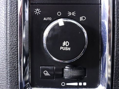 Used 2016 RAM 3500 Laramie w/ Sport Appearance Group image 10