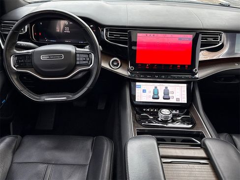 Used 2022 Jeep Grand Wagoneer Series I image 16