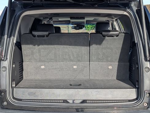 Used 2019 Chevrolet Tahoe Premier AWD/4WD image 27