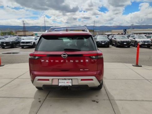 Used 2023 Nissan Pathfinder SL w/ SL Premium Package image 6