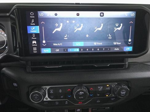 New 2026 Jeep Wrangler Sport S image 18