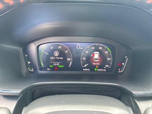 Used 2026 Honda CR-V TrailSport image 13