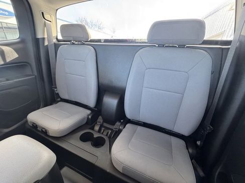 Used 2022 Chevrolet Colorado W/T image 12