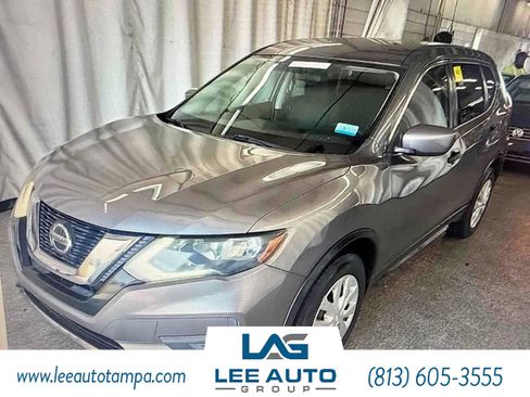 Used 2018 Nissan Rogue S FWD image 1