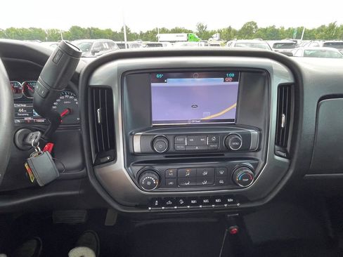 Used 2016 Chevrolet Silverado 1500 LT AWD/4WD image 17