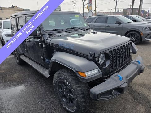 Used 2023 Jeep Wrangler Unlimited w/ Sun & Screen Package image 1