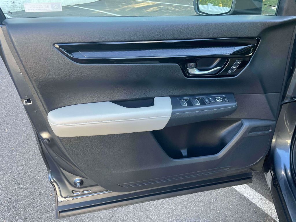 Used 2024 Honda CR-V EX-L image 16