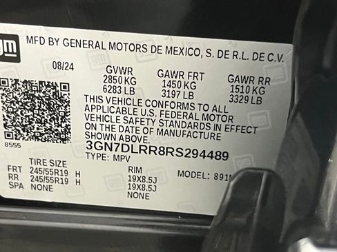 Used 2024 Chevrolet Equinox EV LT image 33