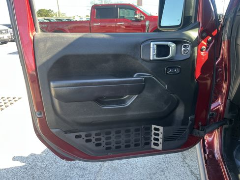 Used 2021 Jeep Gladiator Rubicon w/ Trailer Tow Package image 13