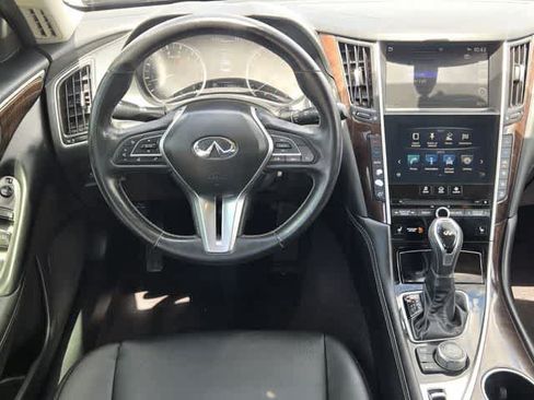 Used 2018 INFINITI Q50 Luxe w/ Essential Package (3.0T Luxe) RWD image 14