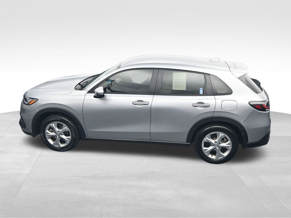 Certified 2025 Honda HR-V LX image 31