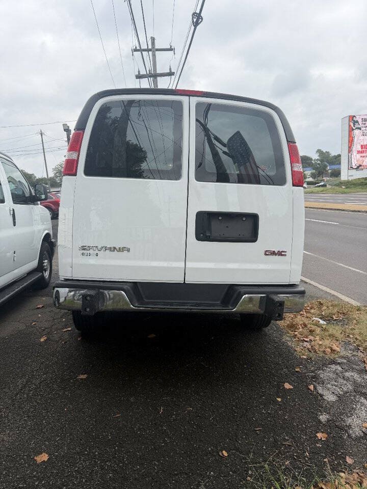 Used 2022 GMC Savana 2500 w/ Driver Convenience Package RWD image 17