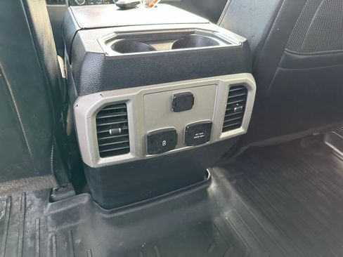 Used 2019 Ford F250 Lariat w/ Lariat Ultimate Package AWD/4WD image 23