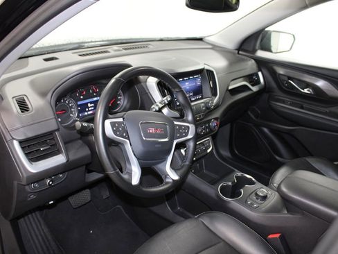 Used 2024 GMC Terrain SLT image 23