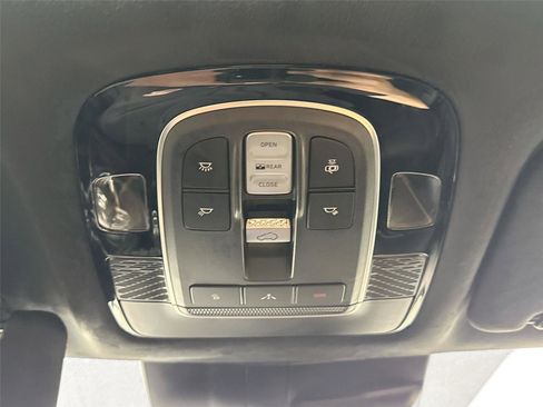 Used 2022 Hyundai Palisade Calligraphy FWD image 23