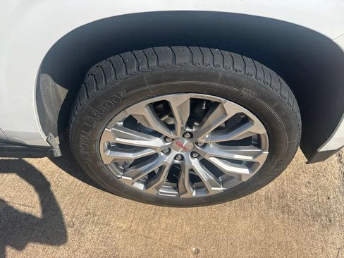 Used 2022 GMC Yukon Denali AWD/4WD image 22