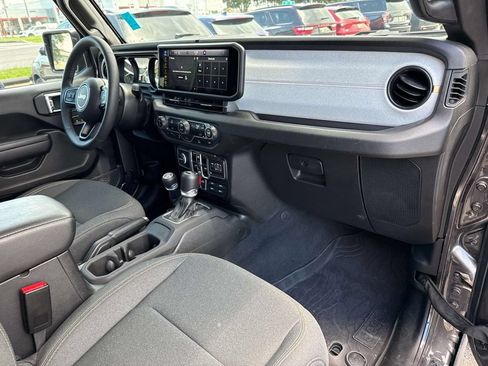 Used 2025 Jeep Wrangler Unlimited Sport S 4xe AWD/4WD image 13