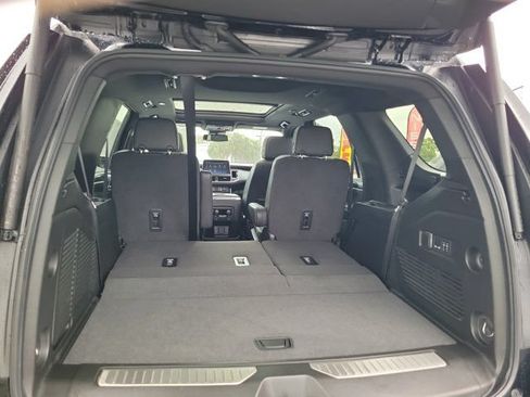 Used 2024 Chevrolet Tahoe RST w/ Luxury Package RWD image 10