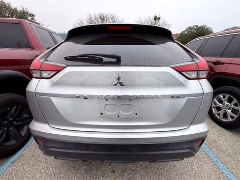 Used 2022 Mitsubishi Eclipse Cross ES image 7