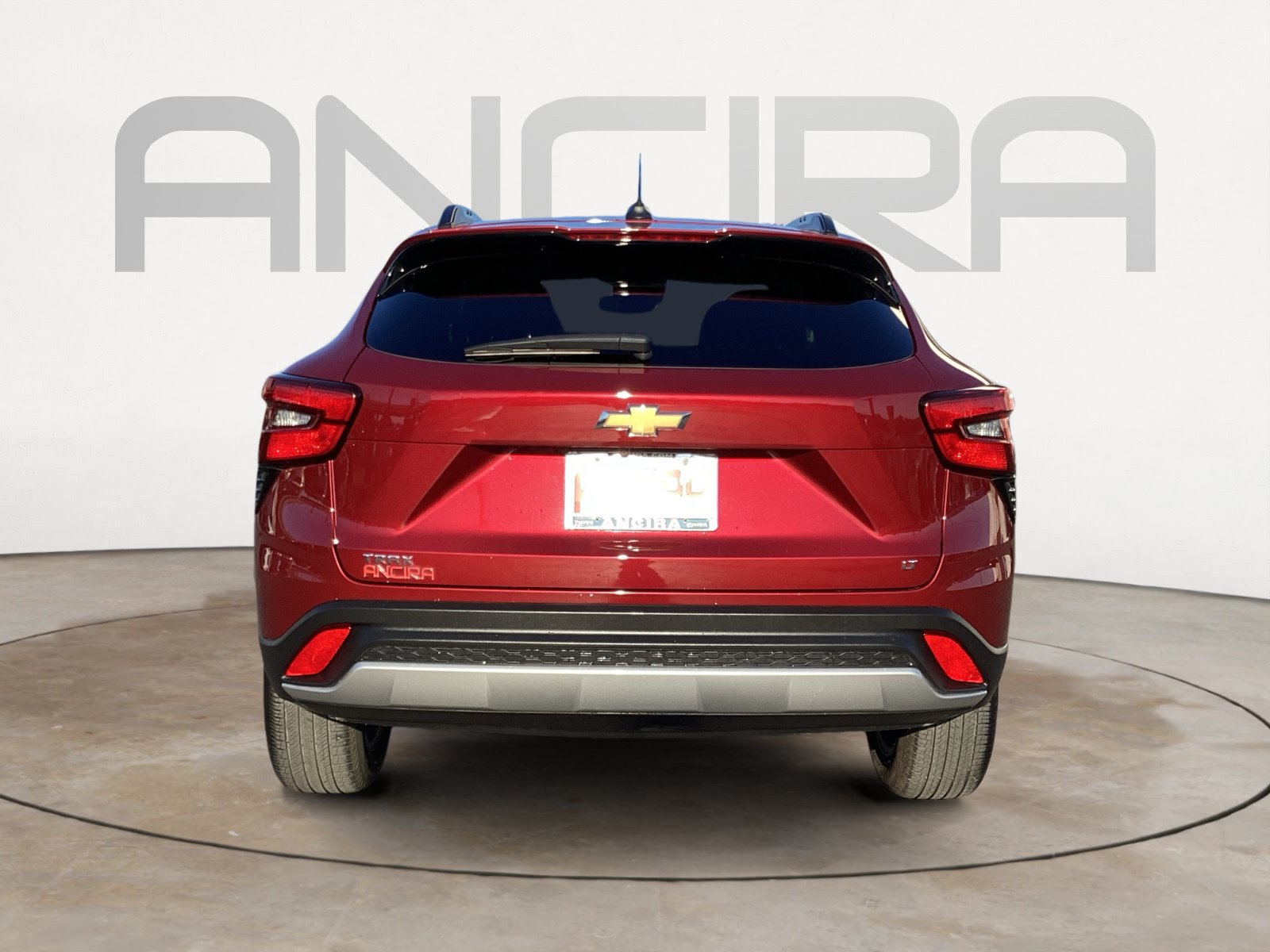 Used 2025 Chevrolet Trax LT FWD image 13