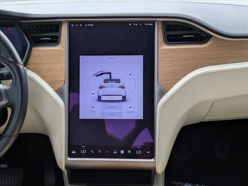 Used 2020 Tesla Model X Long Range AWD/4WD image 15