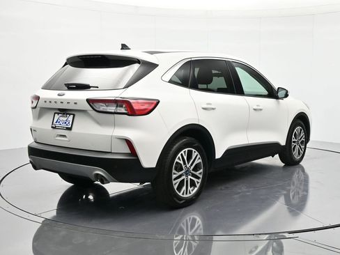 Used 2022 Ford Escape SEL w/ Technology Package FWD image 5