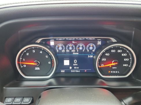 Used 2021 Chevrolet Silverado 2500 LTZ w/ LTZ Premium Package image 25