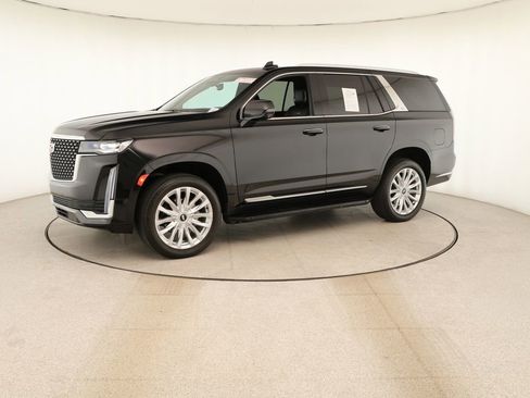 Used 2024 Cadillac Escalade Luxury AWD/4WD image 13