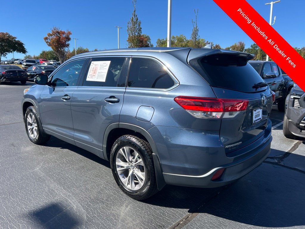 Used 2018 Toyota Highlander XLE AWD/4WD image 19