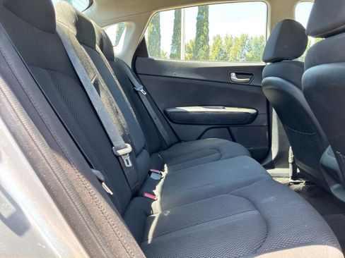 Used 2020 Kia Optima LX FWD image 19