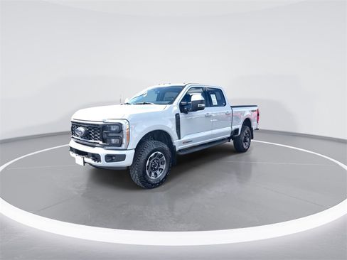 Used 2023 Ford F250 Lariat w/ Tremor Off-Road Package image 4