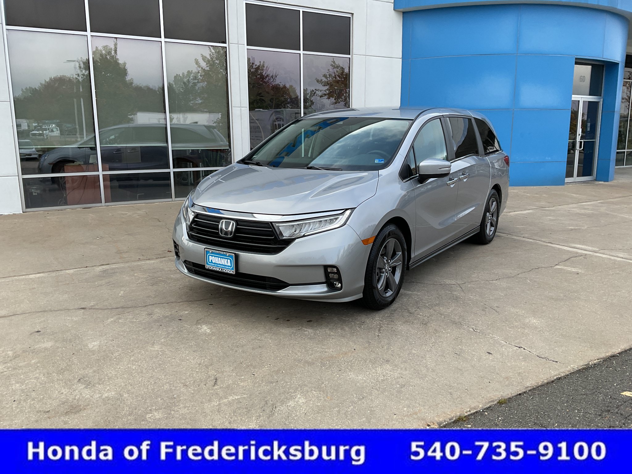 Certified 2022 Honda Odyssey EX image 2