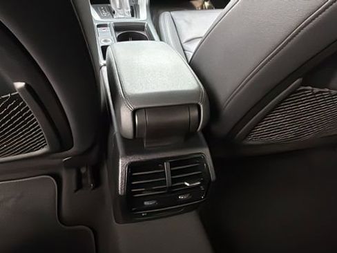 Used 2023 Audi Q3 2.0T Premium image 21