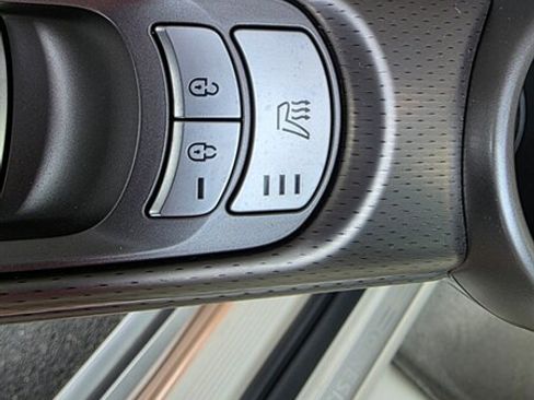 Used 2024 Genesis GV60 Performance image 10