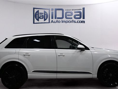 Used 2017 Audi Q7 3.0T Prestige w/ Prestige Package image 6