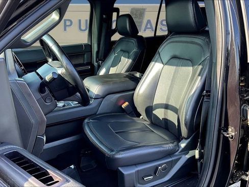 Used 2021 Ford Expedition Limited AWD/4WD image 23