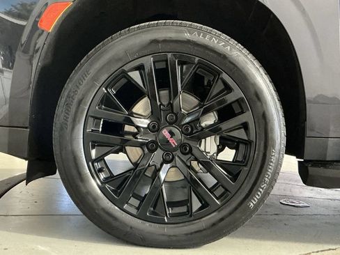 Used 2023 GMC Yukon XL Denali w/ Max Trailering Package AWD/4WD image 13