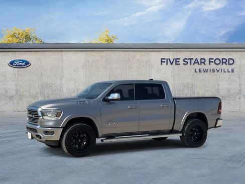 Used 2019 RAM 1500 Laramie AWD/4WD image 4