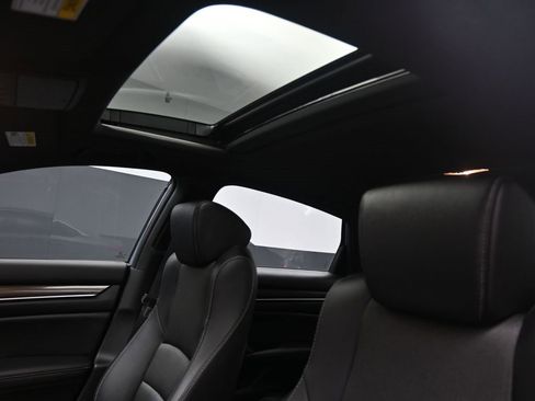 Used 2021 Honda Accord Sport image 19