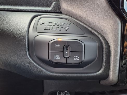 New 2026 RAM 2500 Tradesman AWD/4WD image 13