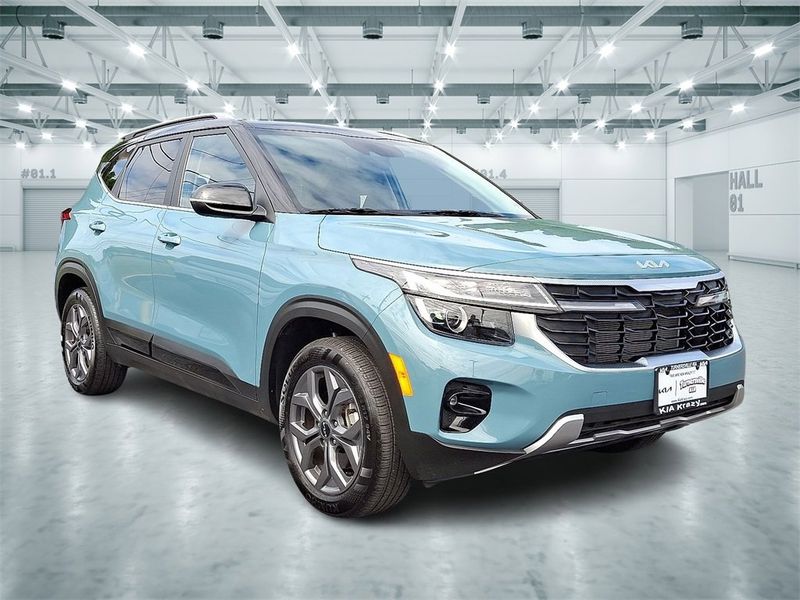 Certified 2024 Kia Seltos S image 1