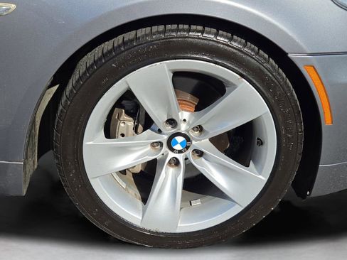 Used 2010 BMW 528i 528i image 6